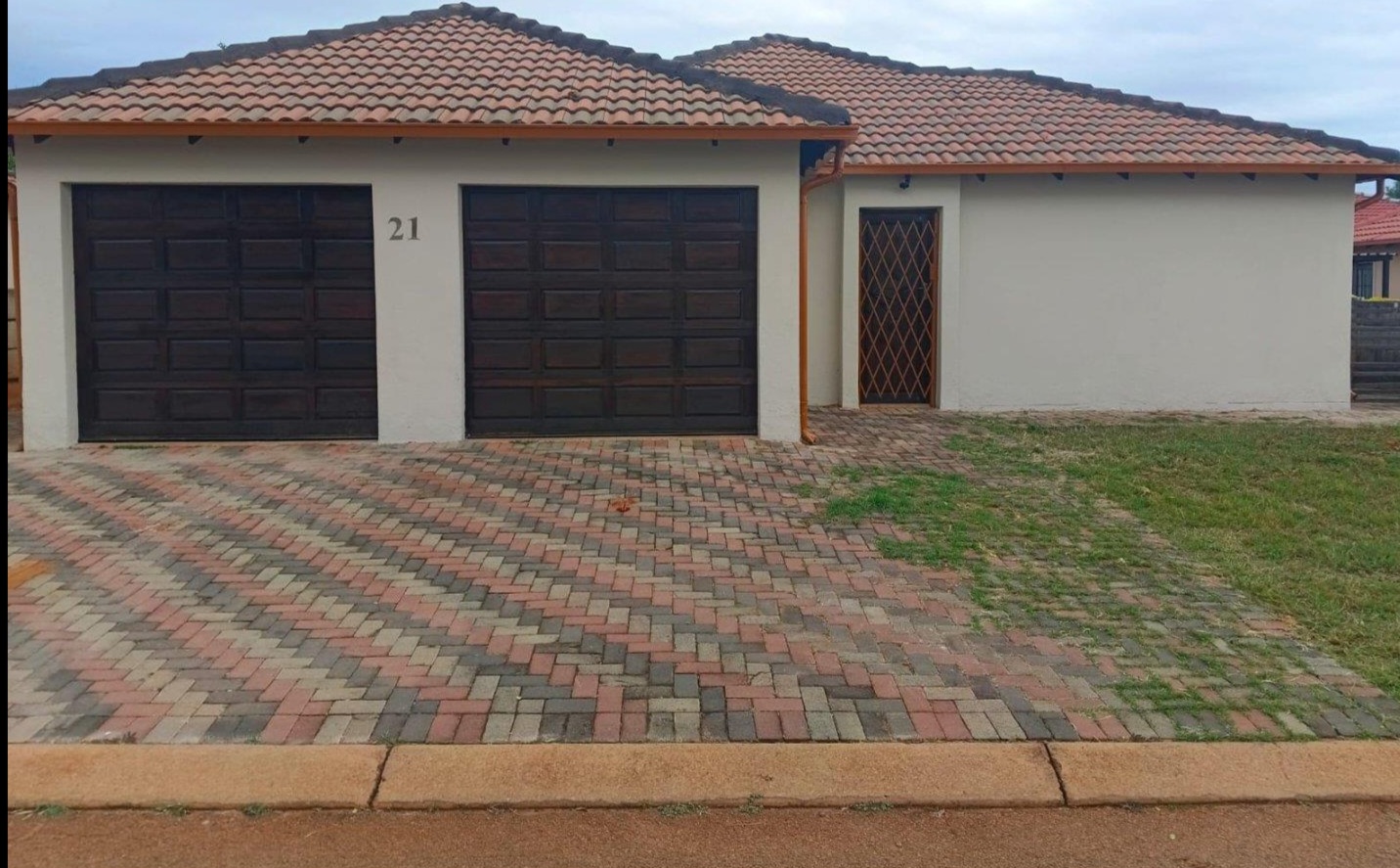 Screenshot_20250503_224226_Property24 Screenshot_20250503_224226_Property24